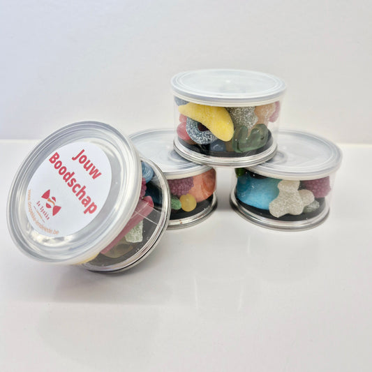 Blik gevuld met snoepjes