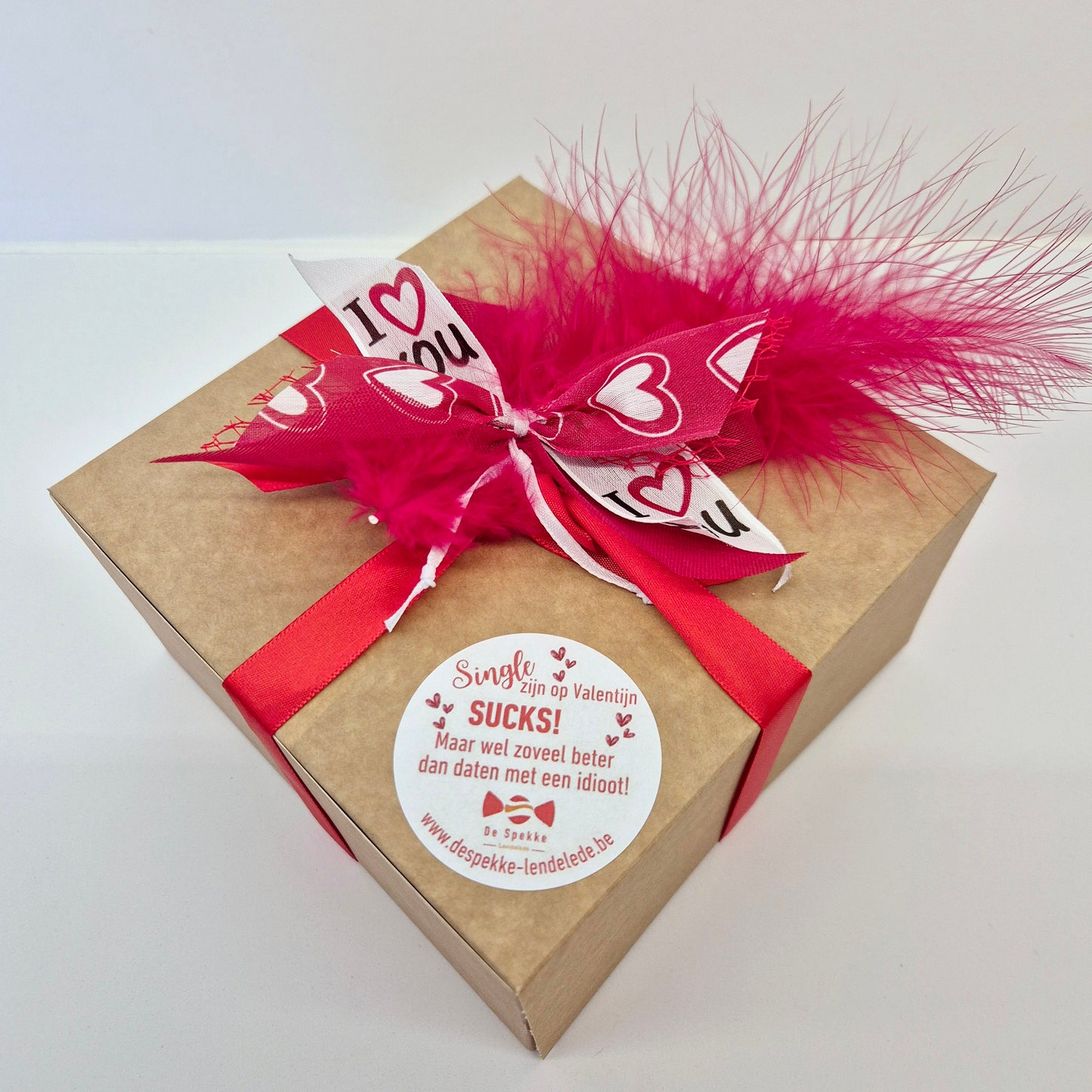 Snoepdoos : 'Single zijn op valentijn SUCKS! ..'