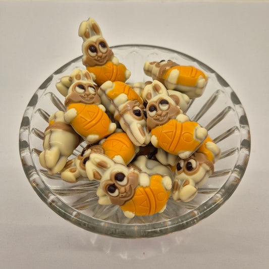 Haasje wit 3D - gevuld met praliné