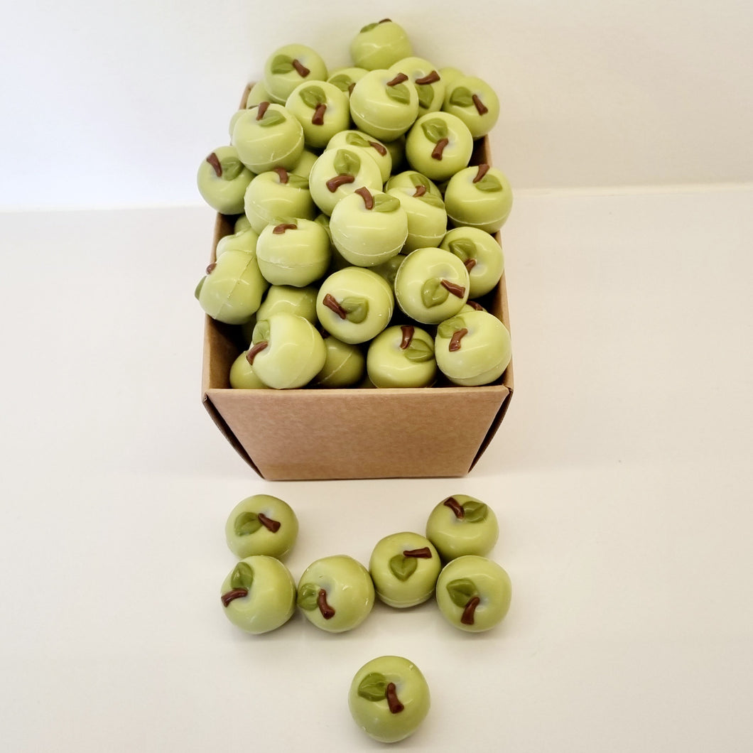 Chocolade appeltje groen gevuld met praliné