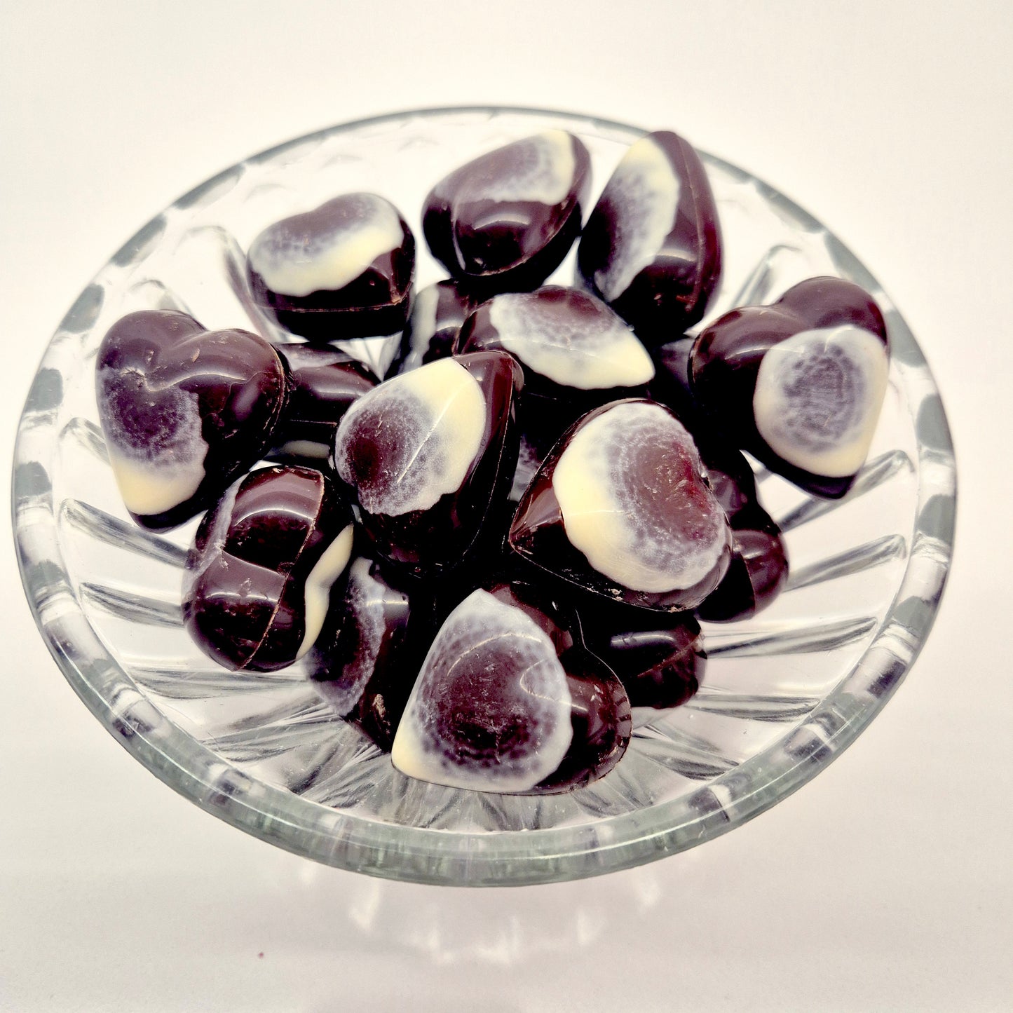 Praline hartjes puur, gevuld met vanille